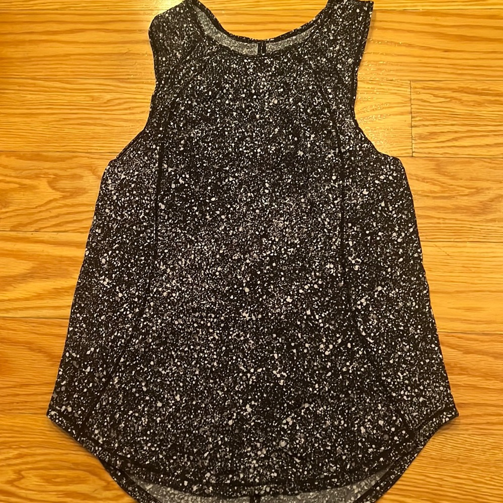 Lululemon sport top Sz 4